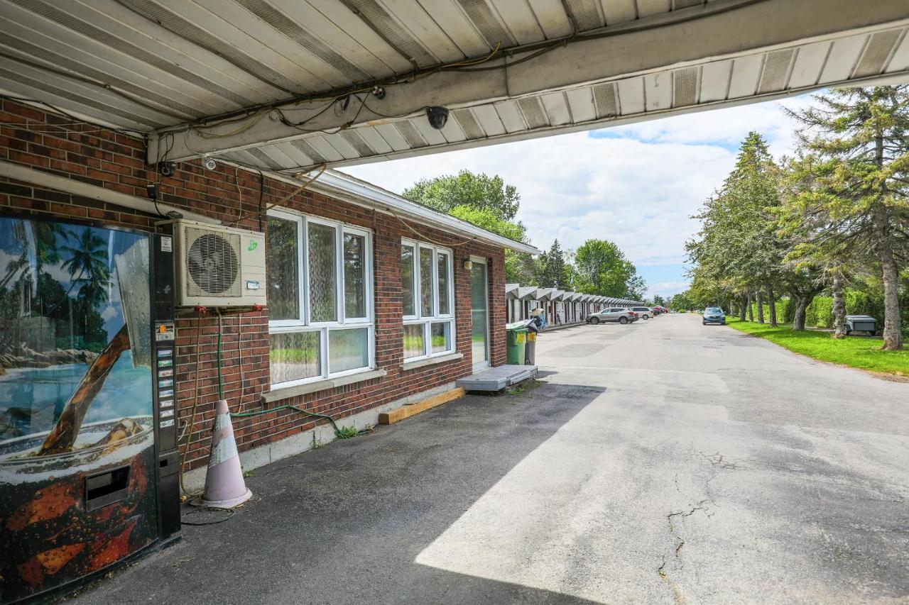 Motel Rideau Brossard Extérieur photo