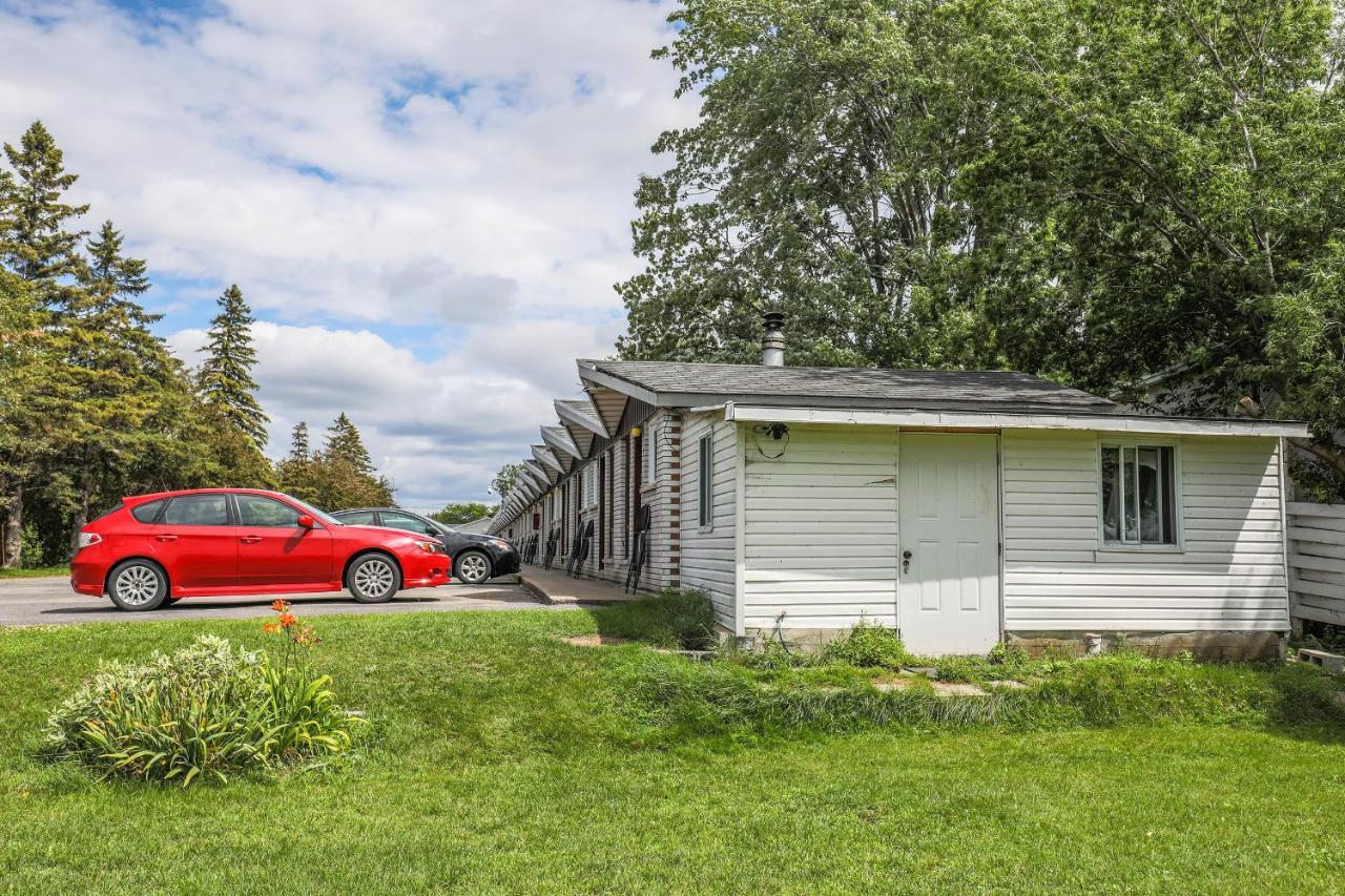 Motel Rideau Brossard Extérieur photo