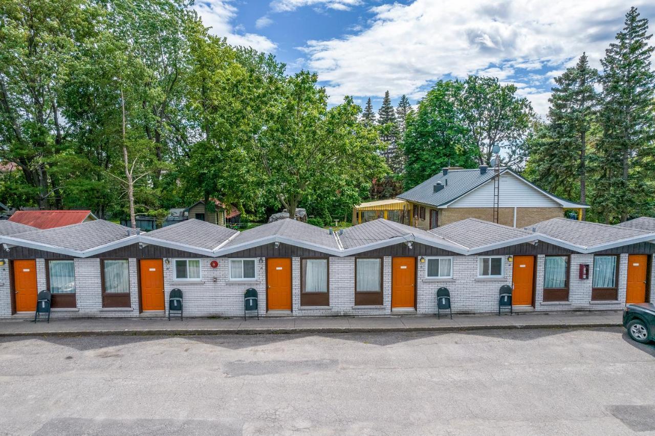 Motel Rideau Brossard Extérieur photo